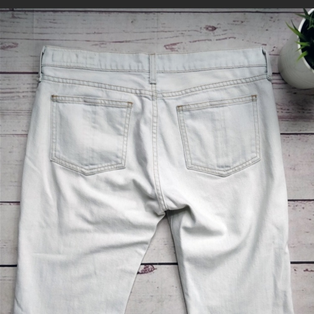 Rag and Bone “Skinny” Jeans in Bleach Light Wash - Picture 6 of 7